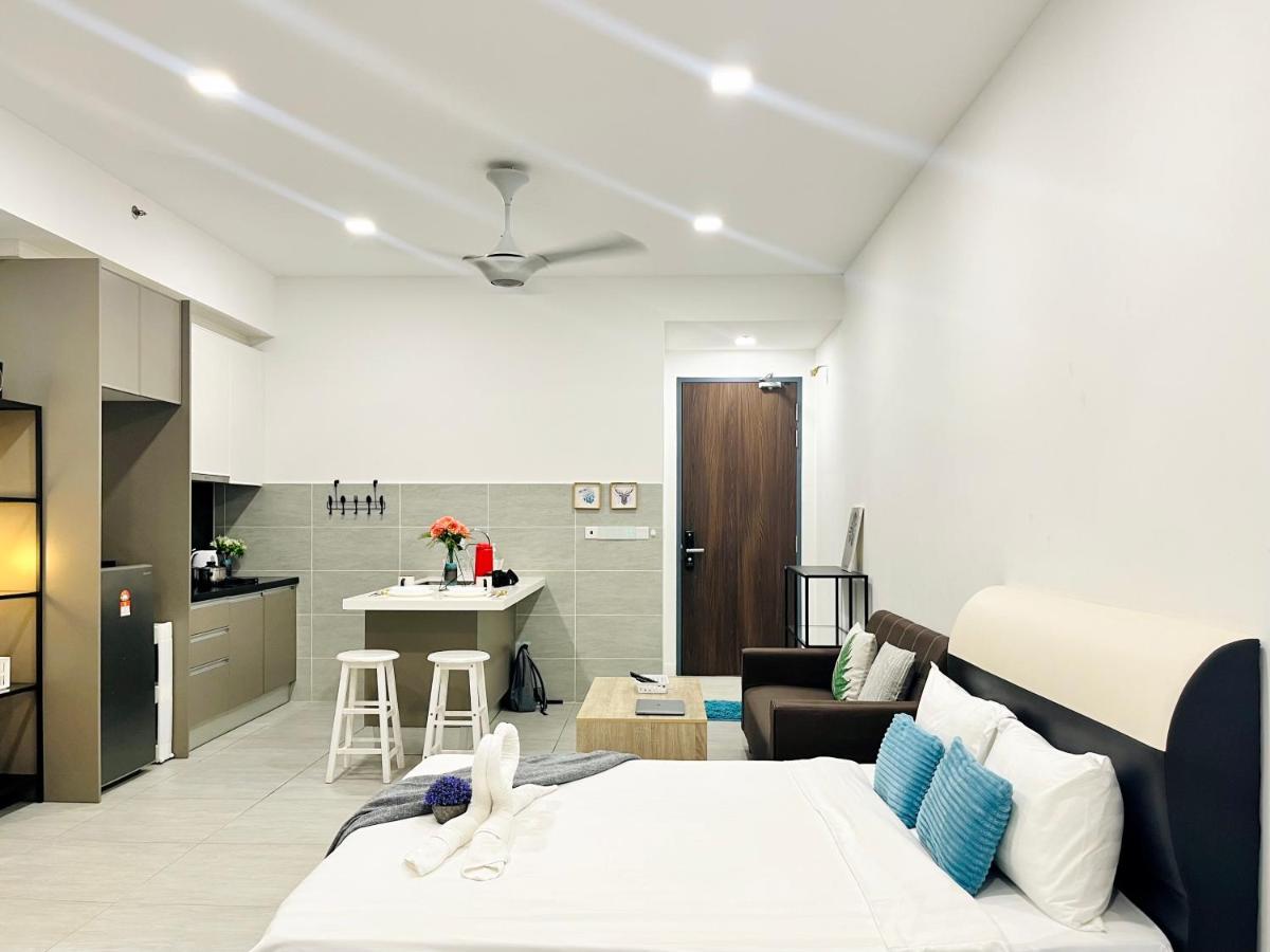 {20% Off} Bs Xiamen @ Klia Studio Netflix Apartment Sepang Exterior photo